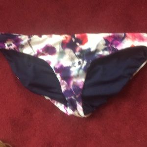 Athleta bikini bottom! In great condition but worn